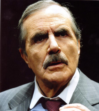 Carlo Giuffrè in "I casi sono due"