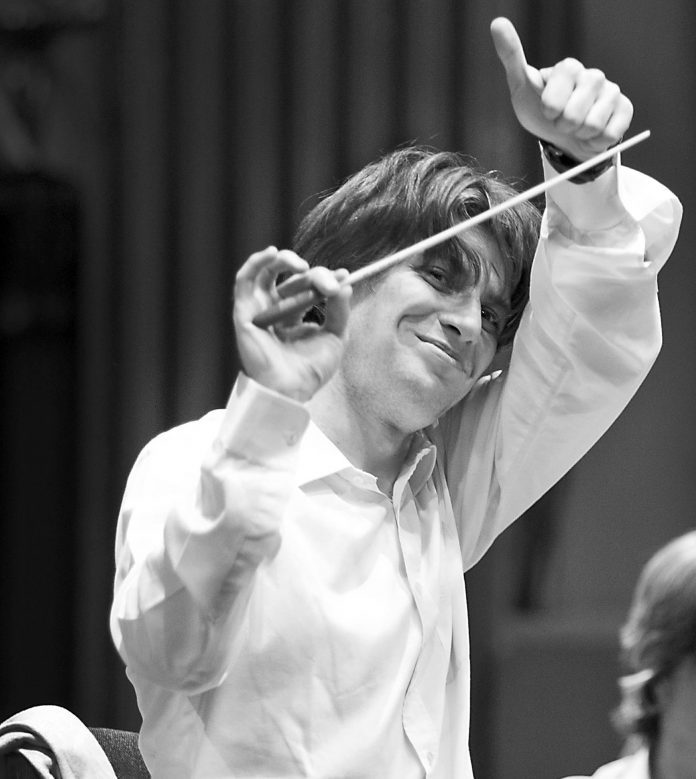 Daniele Rustioni_photocredit Marco Borrelli