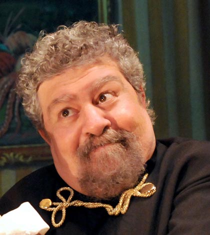 "Miseria e nobiltà" al Giglio di Lucca