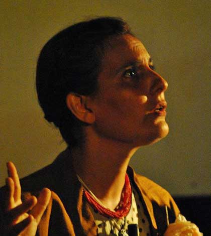 Tania Coleti in "O’ Core Mio: Titina, una dei tre"