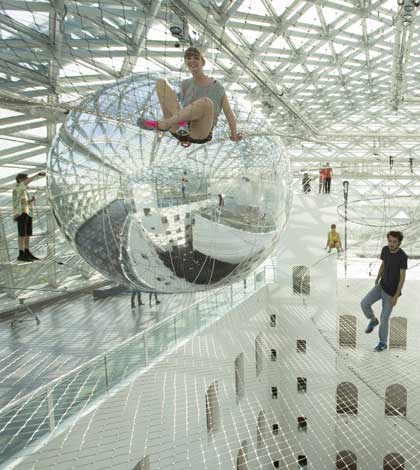 Tomas Saraceno "In Orbit"