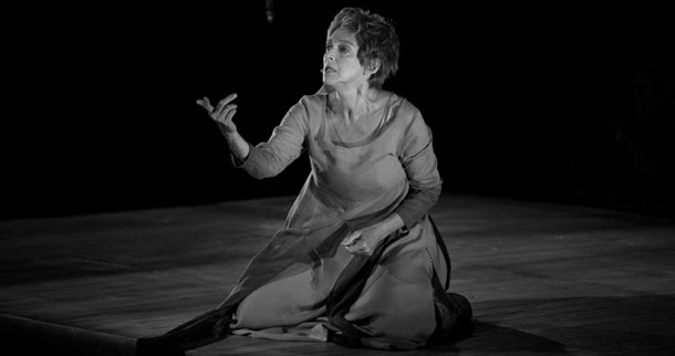 Elisabetta Pozzi in Giovanna D'Arco - Foto Giacomo Vanetti