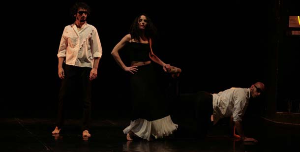 Elsa - Tra le braccia le pelli di un'orchestra
