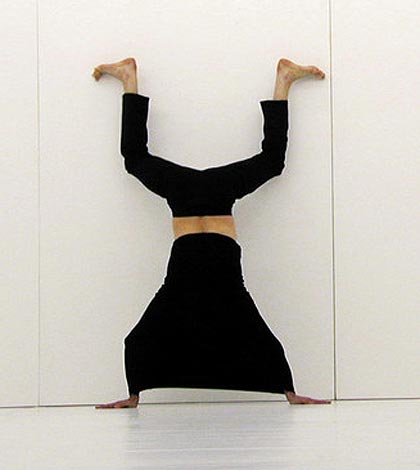Xavier Le Roy "Self Unfinished" - @ Katrin Schoof