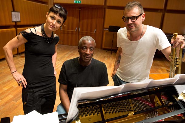 Wayne Marshall con Fabrizio Bosso e Petra Magoni