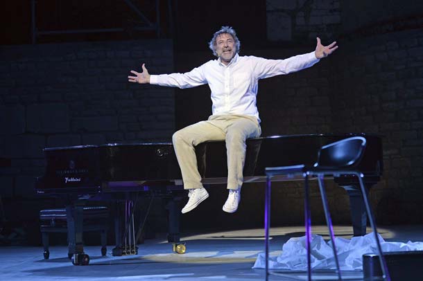 Luca Barbareschi