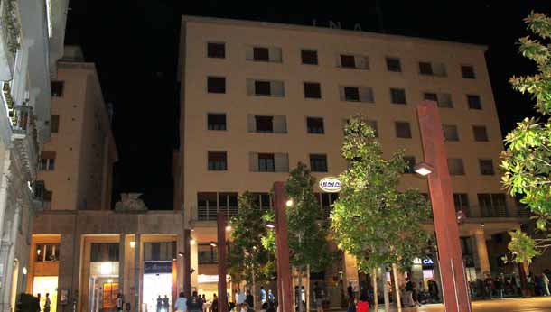Piazza Mario Pagano. Palazzo dell’INA, agosto 2014