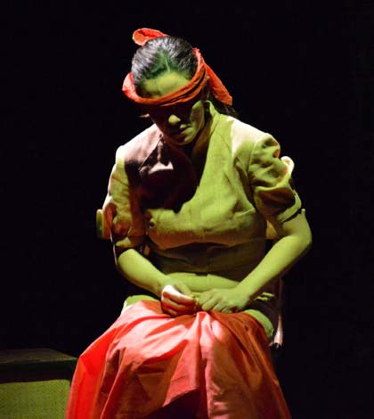 ANTIGONE 1945