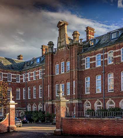 The Magdalen Chapter