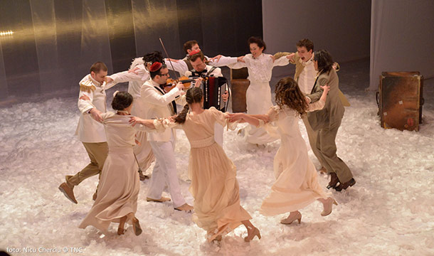 Livada de vişini - Il giardino dei ciliegi - ph. Nicu Cherciu