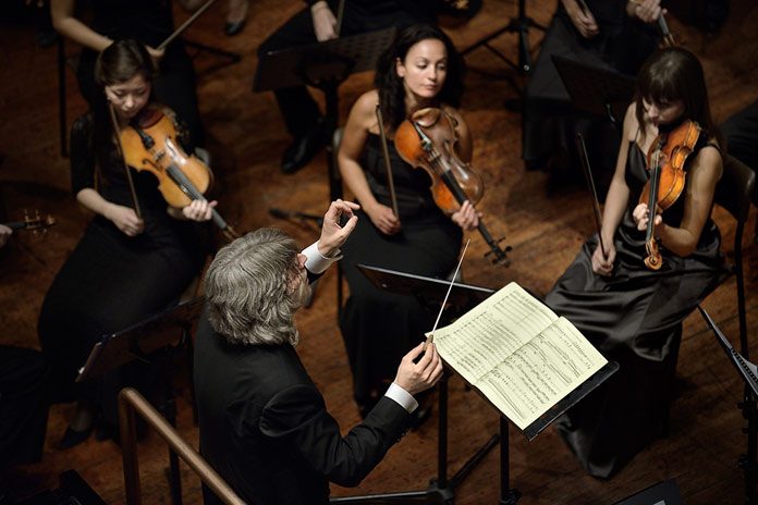 Orchestra_Leonore