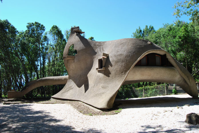 Casa Dinosauro © www.casadinosaurobaratti.com