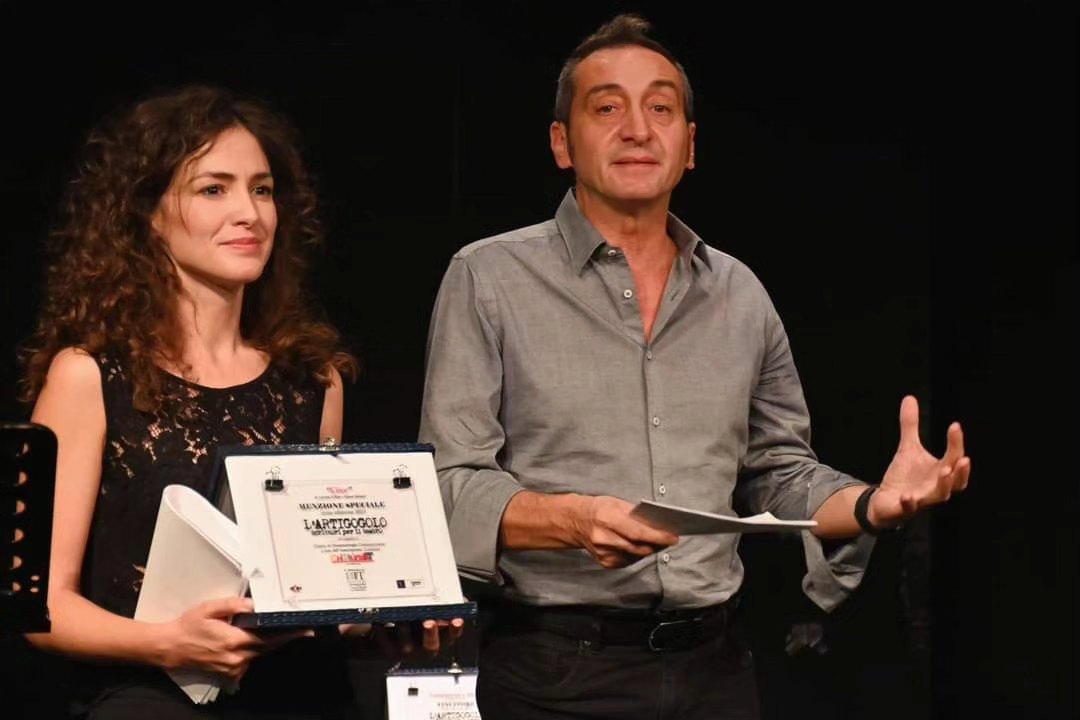 Chiara Salvucci e Corrado D'Elia ritirano la menzione speciale per "Circe"