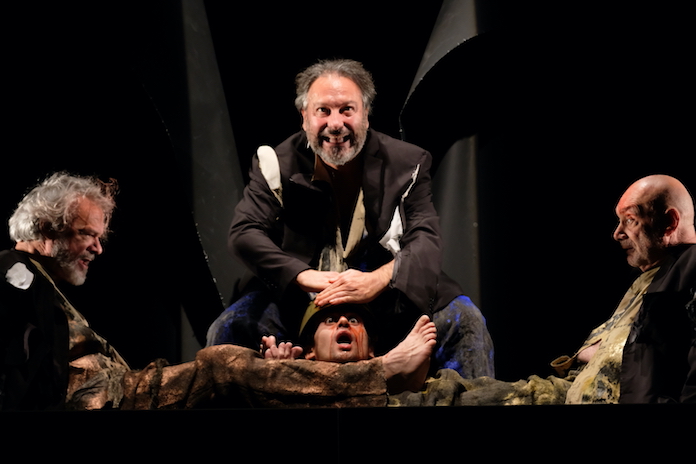 Aspettando Godot Aspettando Godot