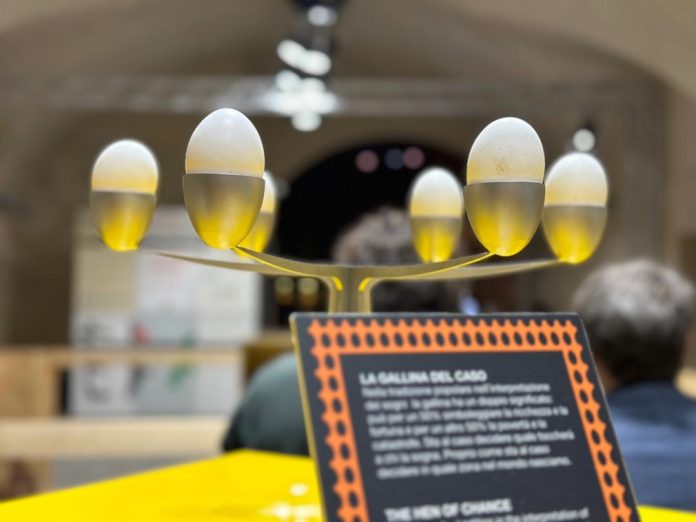 NEW EGG © fermataspettacolo.it NEW EGG