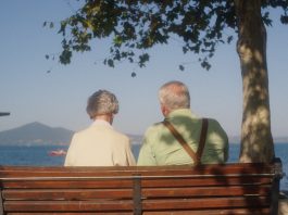 Cocci, il cortometraggio d'esordio alla regia cinematografica di Agnese Fallongo