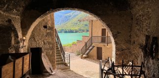 Castel Toblino © fermataspettacolo.it