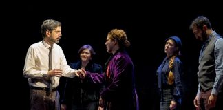 I Bugiardini ne "L'uomo che beveva troppo" in scena al Teatro Belli di Roma il 4 gennaio 2025.