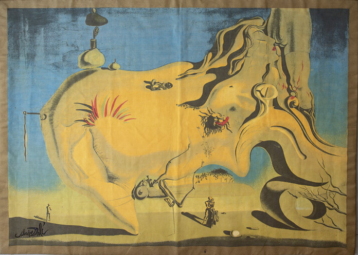 Arazzo riproducente l'opera diSalvador Dalí Face of the Great Masturbator 1929 No121/500 P 167 cm Collezione privata © Salvador Dalí, Gala - Salvador Dalí Foundation, by SIAE