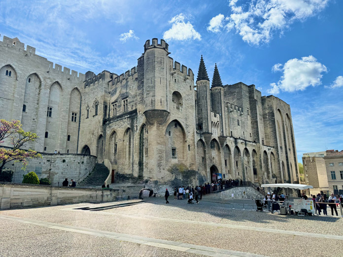 Palazzo dei Papi © Fermata Spettacolo