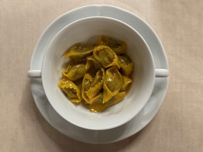 Ravioli del Plin ai tre arrosti © Fermata Spettacolo
