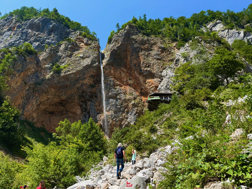Cascata Rinka © Fermata Spettacolo