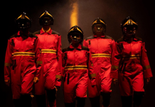 Il fuoco era la cura: Sotterraneo rilegge Bradbury tra presente e futuro di Fahrenheit 451