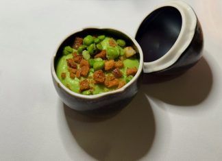 Xara Egg © Fermata Spettacolo