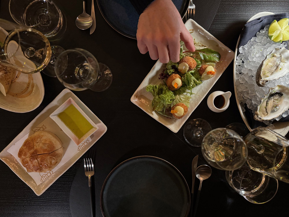 Banks © Grand Hotel Les Trois Rois