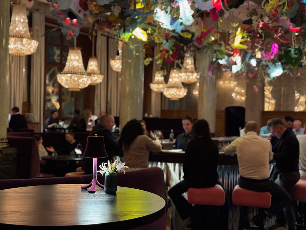 Banks © Fermata Spettacolo