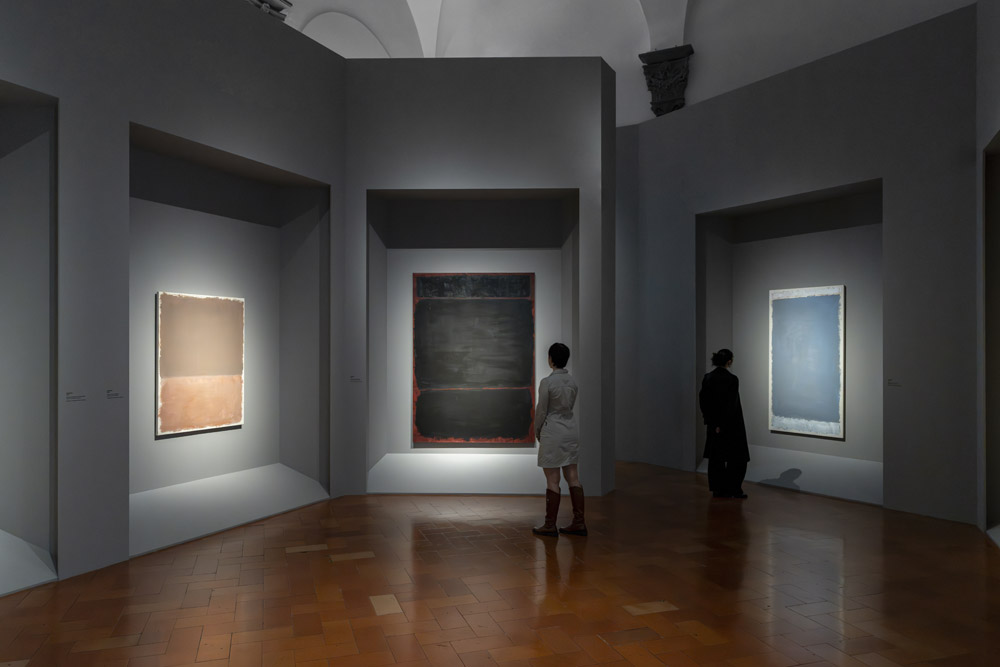 Rothko a Firenze, exhibition views, Palazzo Strozzi, Museo di San Marco, Biblioteca Medicea Laurenziana, Firenze, 2026.Photo Ela Bialkowska, OKNO Studio