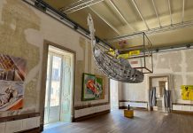 CASA, un modello di rigenerazione culturale nel cuore di Napoli “Martin Kippenberger. Per Pasta ad Astra” © Fermata Spettacolo